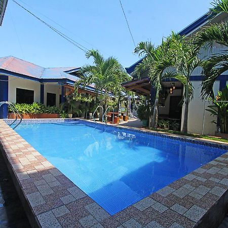 Foxtail Siargao Island Guesthouse 卢纳将军城 外观 照片