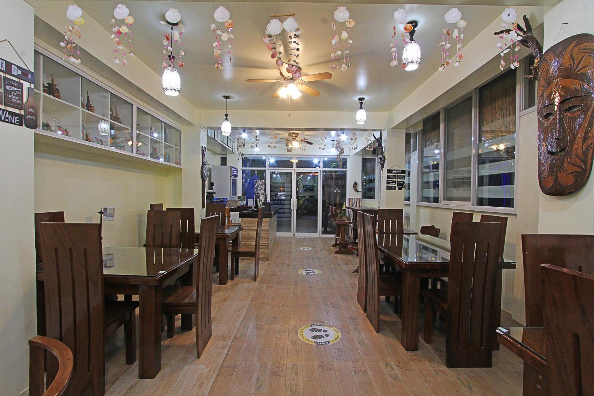 Foxtail Siargao Island Guesthouse 卢纳将军城 外观 照片