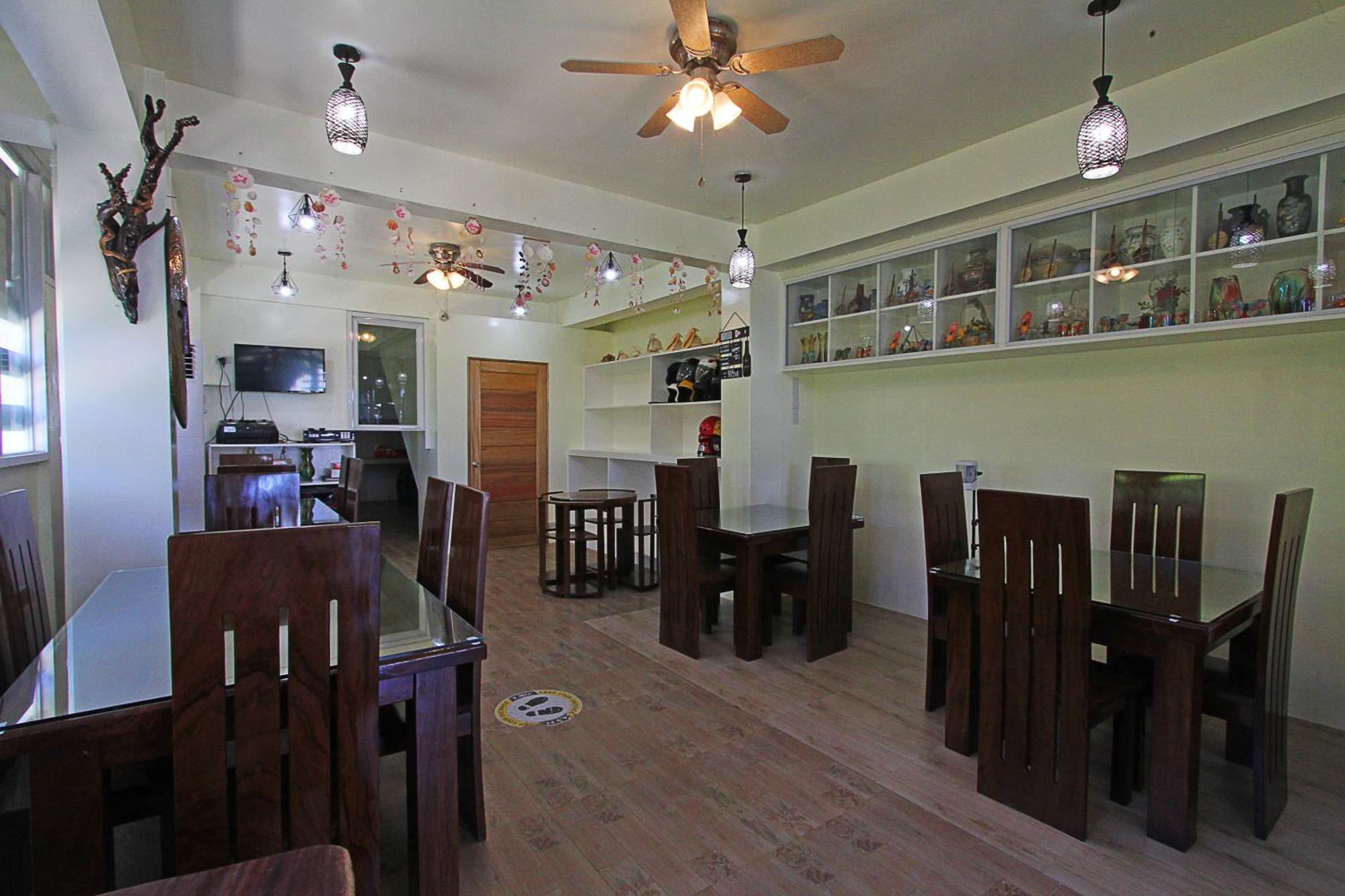 Foxtail Siargao Island Guesthouse 卢纳将军城 外观 照片