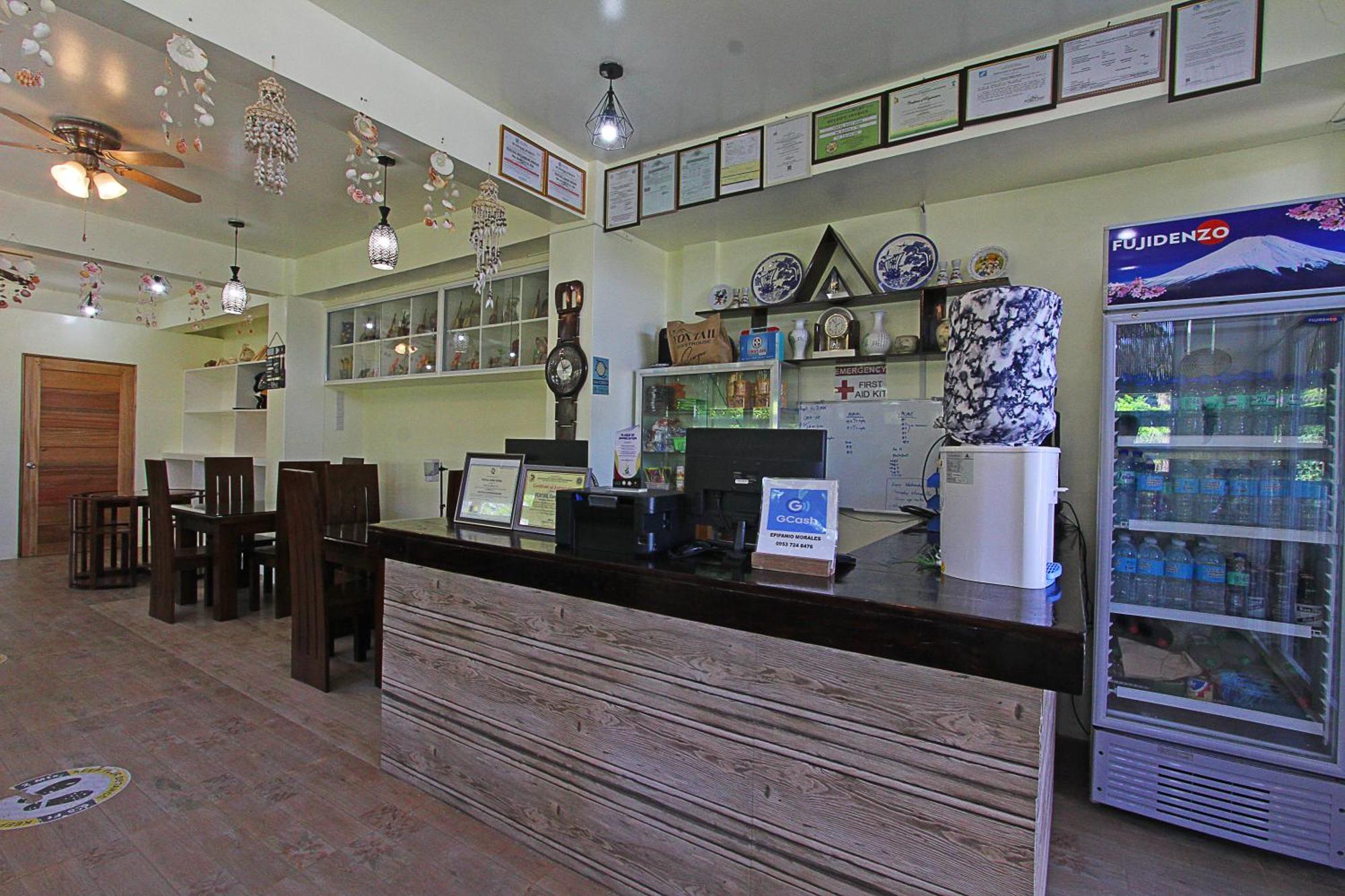 Foxtail Siargao Island Guesthouse 卢纳将军城 外观 照片